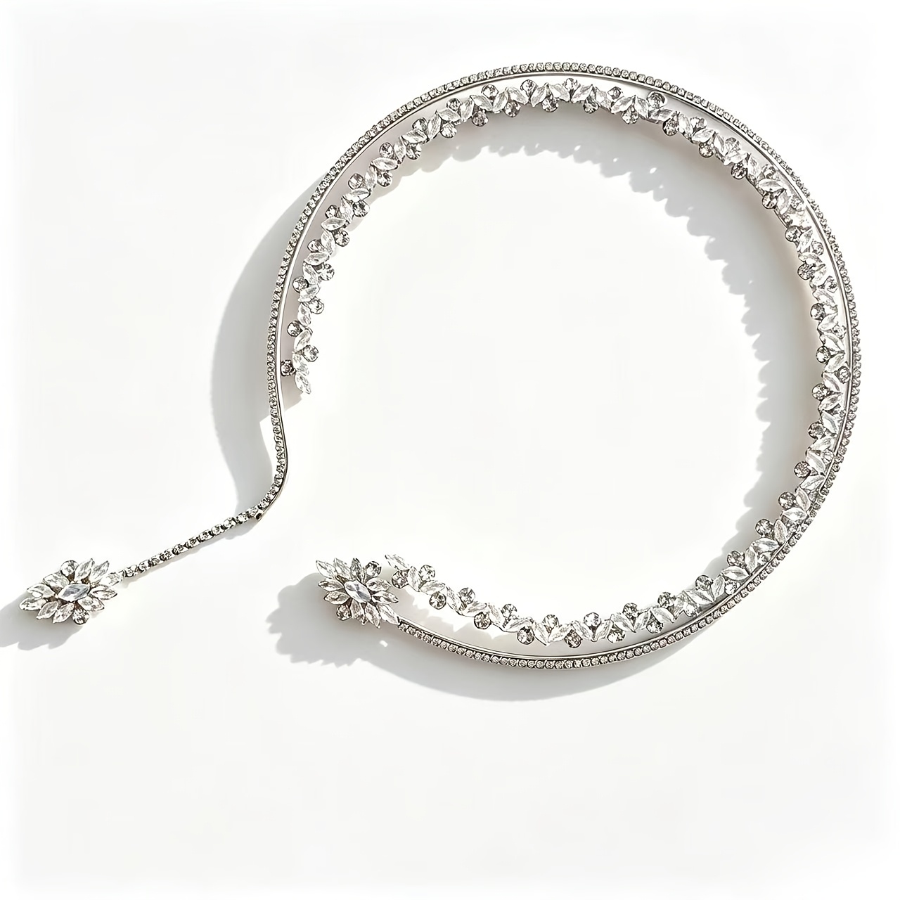 Women's Double-Layer Leaf Choker Necklace with Rhinestone Pendant